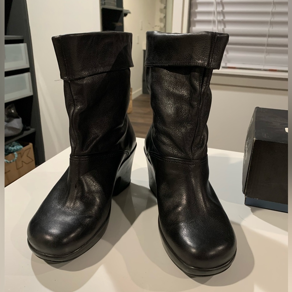 Dansko Bobbi Black Leather Boots, EUR 39 (US Size 9)
